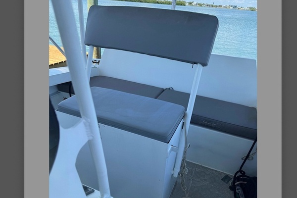 30ft Custom Yacht For Sale