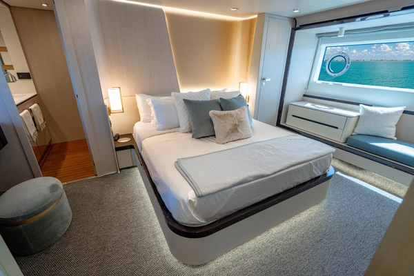 Azimut FLY 78 Yacht For Sale