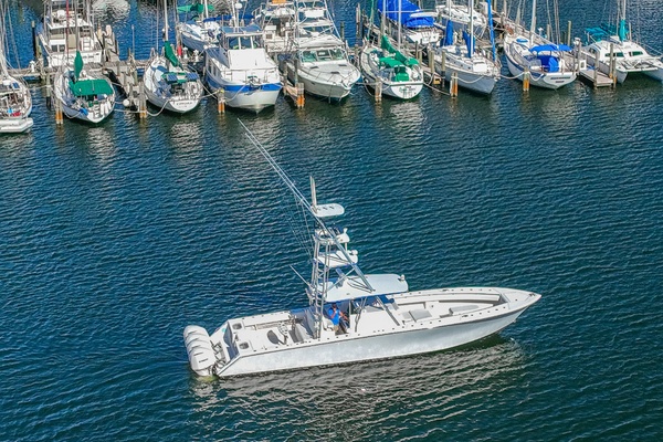 45ft SeaHunter Yacht For Sale