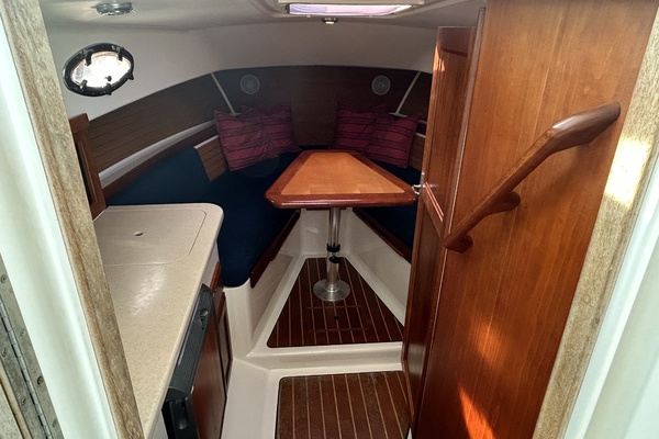 26ft Back Cove Yacht For Sale