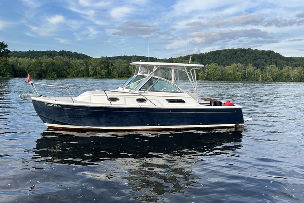 26ft Back Cove Yacht For Sale
