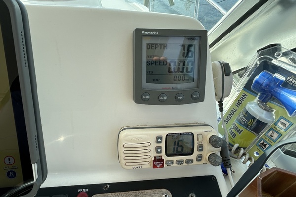 26ft Back Cove Yacht For Sale