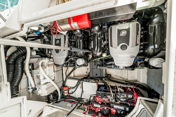 Boats  amp  Joe s 31ft Monterey Yacht For Sale