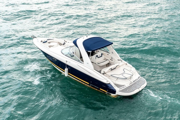 Boats  amp  Joe s 31ft Monterey Yacht For Sale