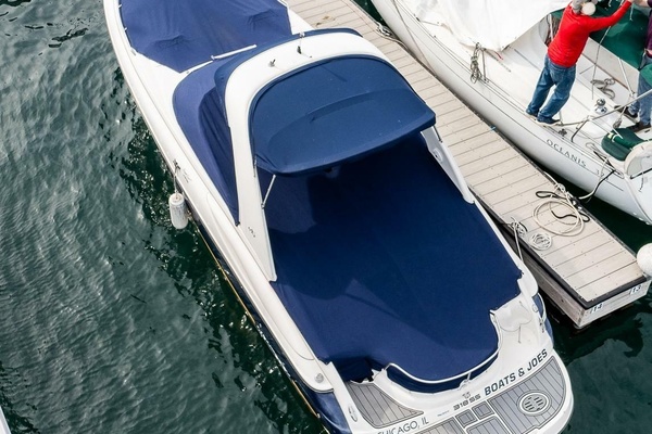 Boats  amp  Joe s 31ft Monterey Yacht For Sale
