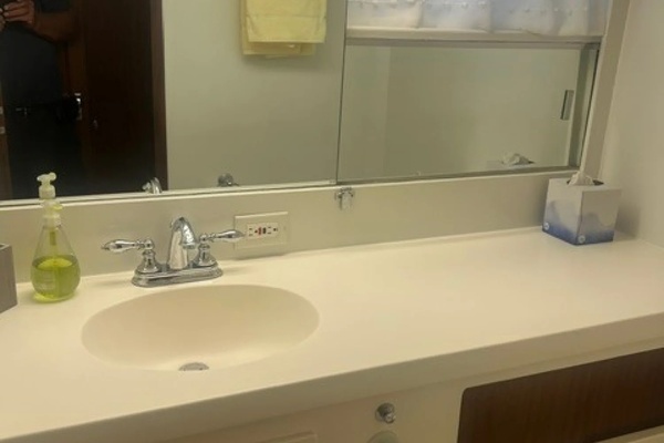 Top Cookie 60ft Hatteras Yacht For Sale