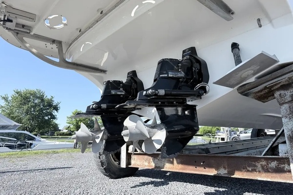 31ft Bayliner Yacht For Sale
