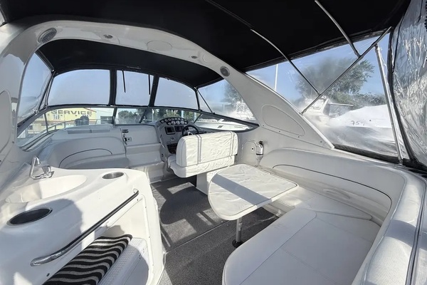 31ft Bayliner Yacht For Sale
