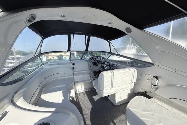 31ft Bayliner Yacht For Sale