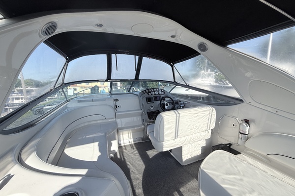 31ft Bayliner Yacht For Sale