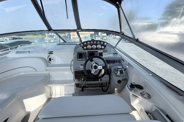 31ft Bayliner Yacht For Sale