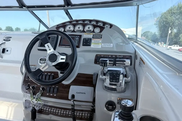 31ft Bayliner Yacht For Sale