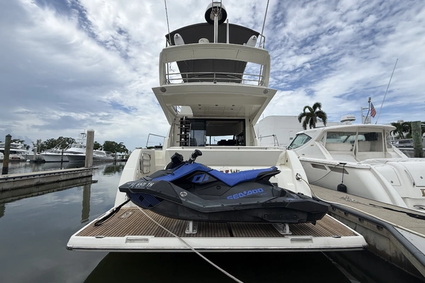 Prestige 460 Yacht For Sale