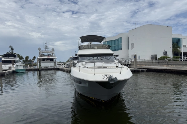 Prestige 460 Yacht For Sale