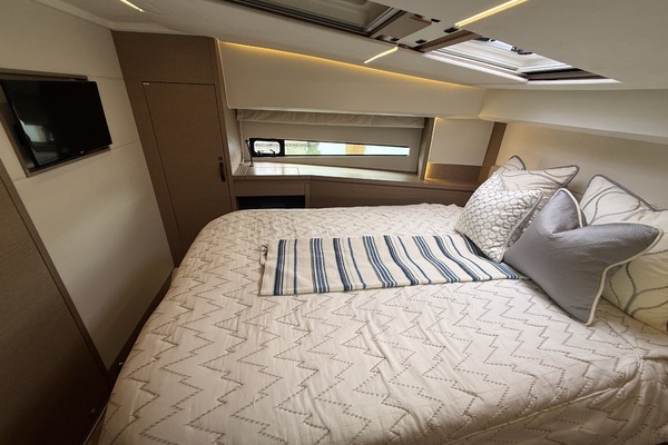 Nothing to Wine About 46ft Prestige Yacht For Sale