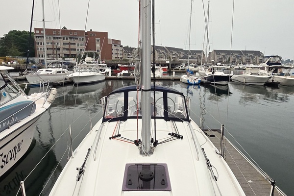FERNEL  30ft Beneteau Yacht For Sale