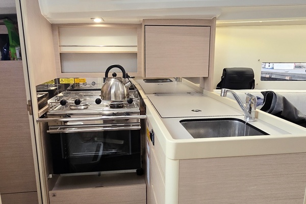FERNEL  30ft Beneteau Yacht For Sale