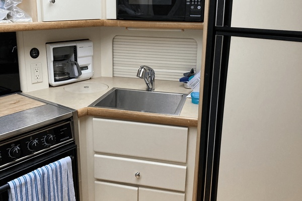 40ft Carver Yacht For Sale