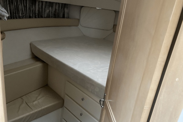 40ft Carver Yacht For Sale