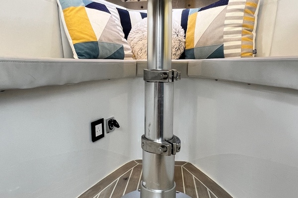28ft Cobrey Yacht For Sale
