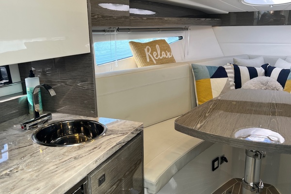28ft Cobrey Yacht For Sale