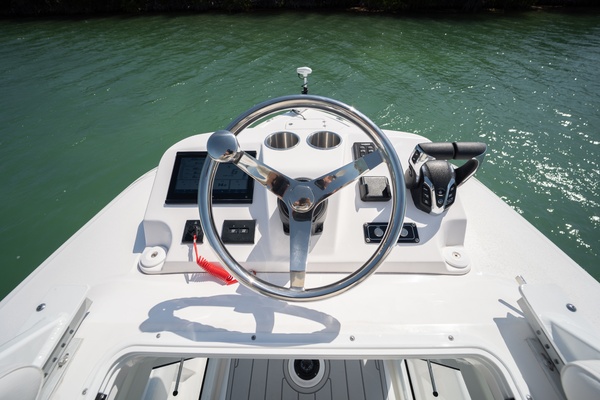 28ft Sea Fox Yacht For Sale