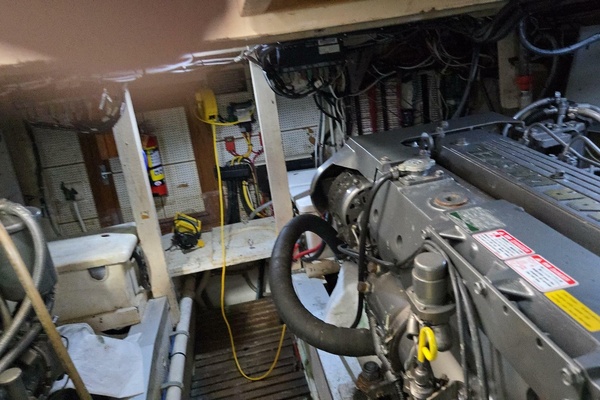BURNING DAYLIGHT 42ft Grand Banks Yacht For Sale
