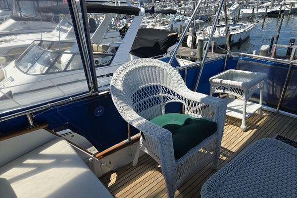 BURNING DAYLIGHT 42ft Grand Banks Yacht For Sale