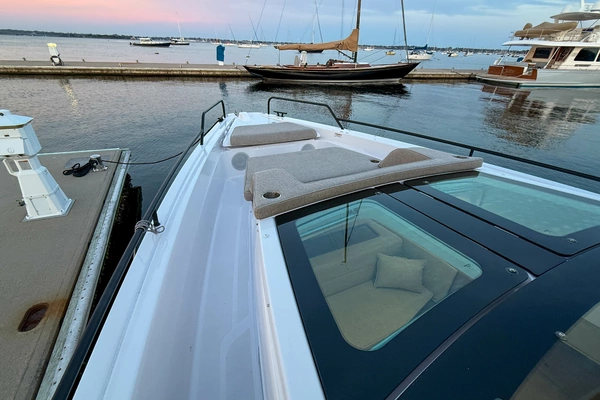 Axopar 45 XC Cross Cabin Aft Cabin Yacht For Sale