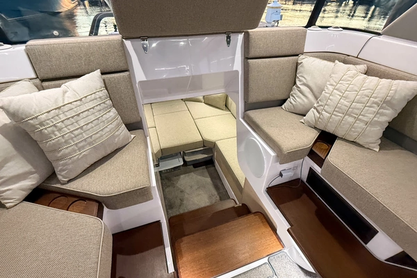 Axopar 45 XC Cross Cabin Aft Cabin Yacht For Sale