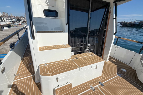 Au Contraire 41ft Targa Yacht For Sale