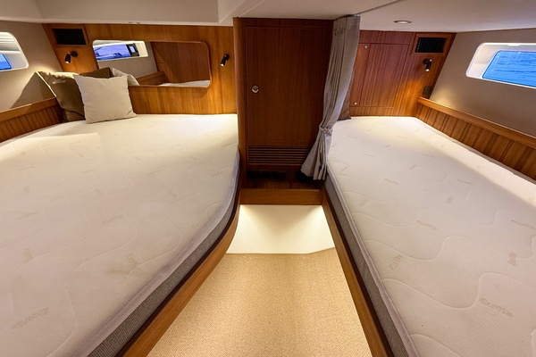Au Contraire 41ft Targa Yacht For Sale