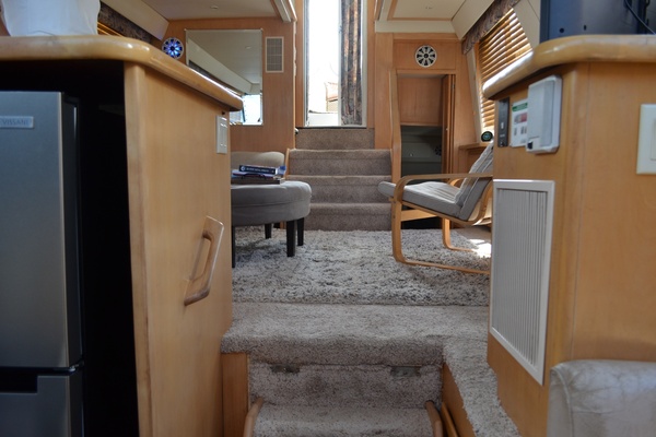 Andiamo 44ft Carver Yacht For Sale