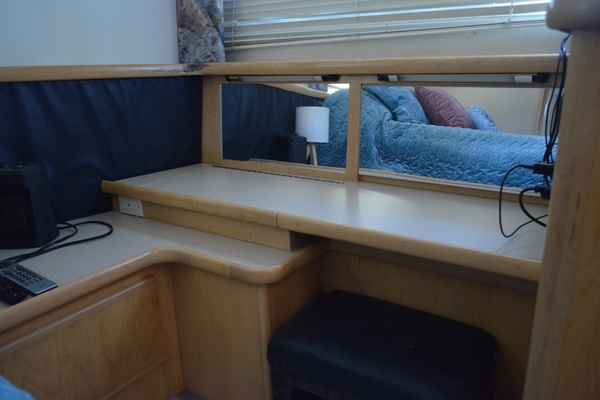 Andiamo 44ft Carver Yacht For Sale