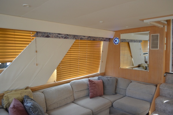 Andiamo 44ft Carver Yacht For Sale