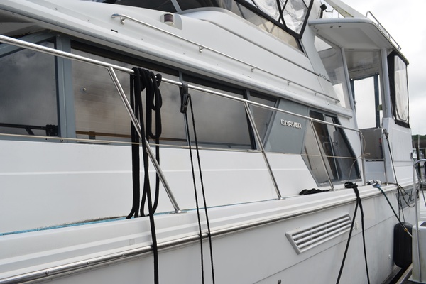 Andiamo 44ft Carver Yacht For Sale