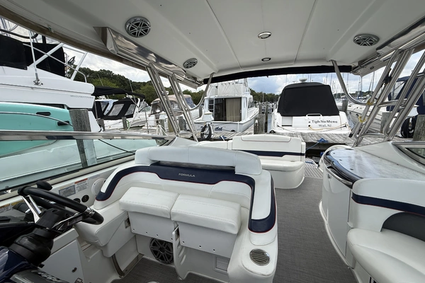 Formula 370 Super Sport Yacht For Sale