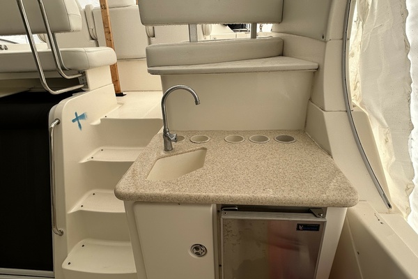 39ft Silverton Yacht For Sale