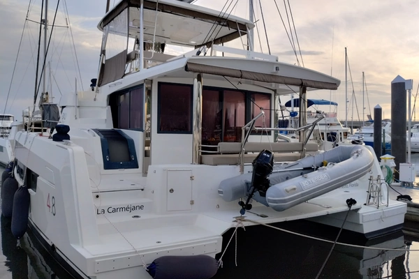 Bali 4.8 Yacht For Sale