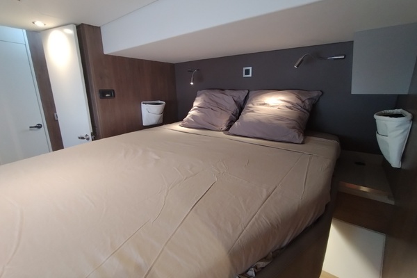 2023 Bali 4.8 cabin