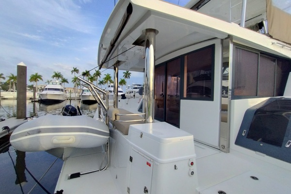 2023 Bali 4.8 dinghy