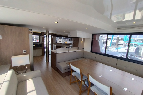 2023 Bali 4.8 salon