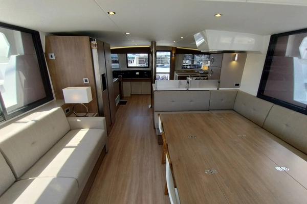 Bali 4.8 Yacht For Sale