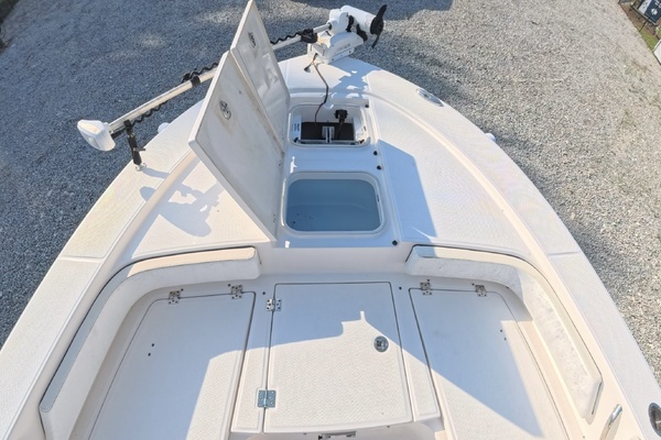 24ft Robalo Yacht For Sale