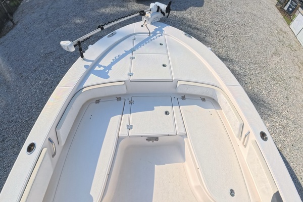 24ft Robalo Yacht For Sale