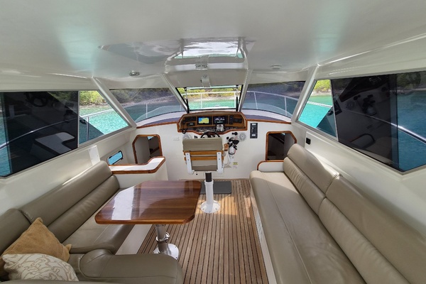 Nina 31ft Roger Hill Yacht For Sale