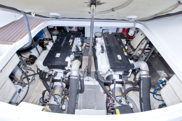Pura Vida 40ft Formula Yacht For Sale