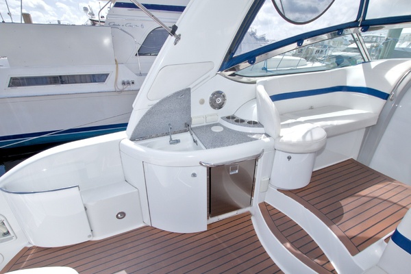 Pura Vida 40ft Formula Yacht For Sale