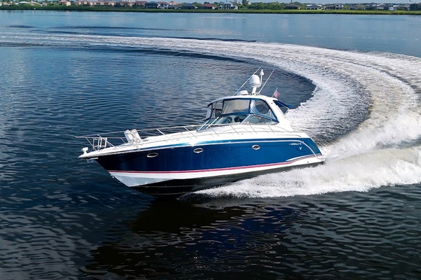 Pura Vida 40ft Formula Yacht For Sale