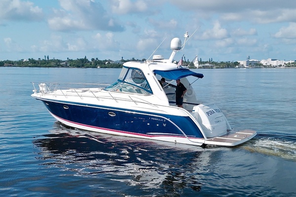 Pura Vida 40ft Formula Yacht For Sale